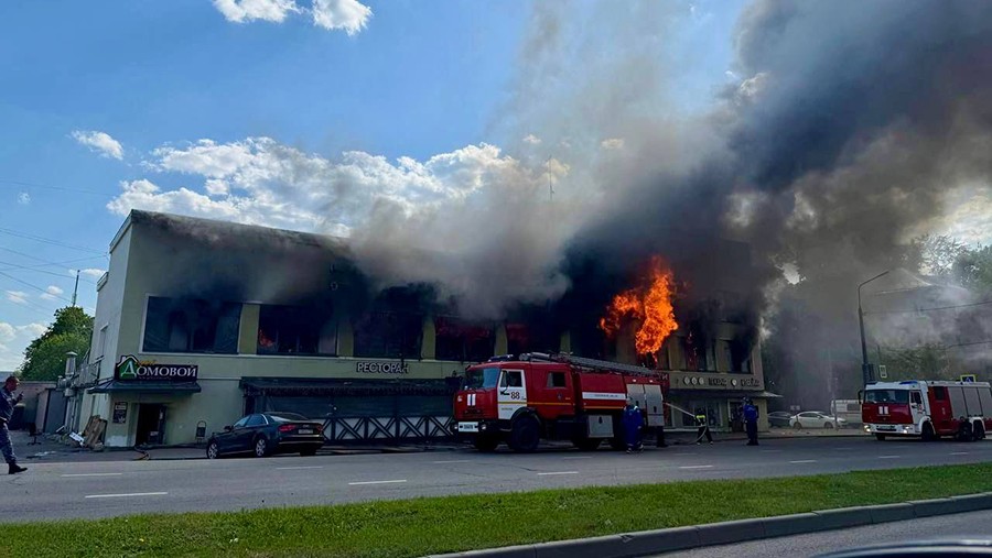 Возбуждено уголовное дело после пожара в ТЦ в подмосковном Королеве Возбуждено уголовное дело после пожара в ТЦ в подмосковном Королеве