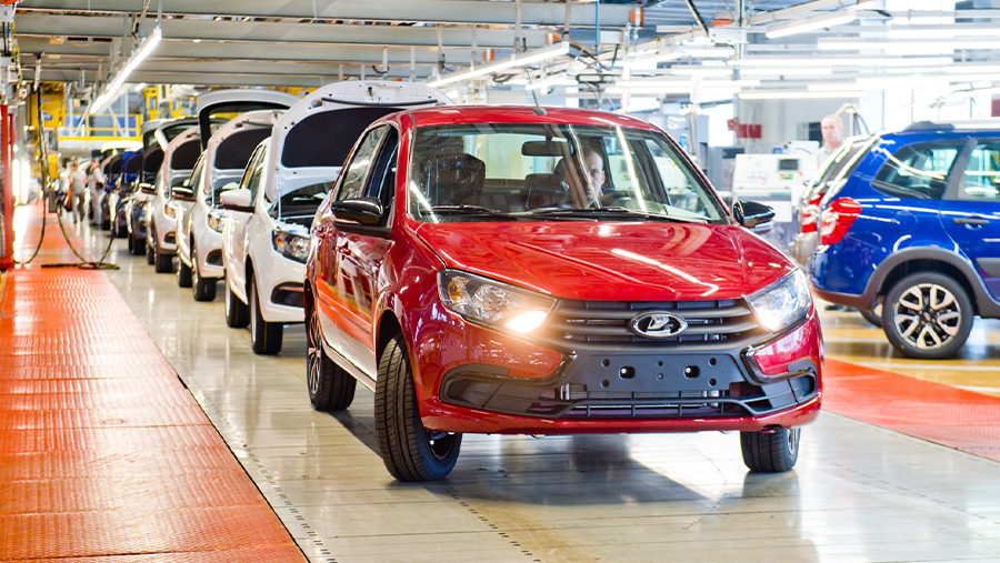АвтоВАЗ поднял цены автомобилей Lada в окраске металлик АвтоВАЗ поднял цены автомобилей Lada в окраске металлик