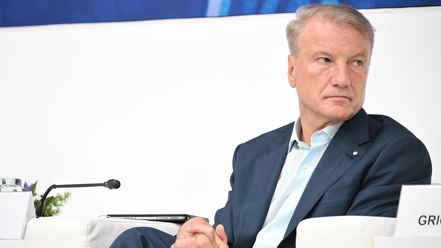 Греф назвал неизбежным госрегулирование в области развития ИИ Греф назвал неизбежным госрегулирование в области развития ИИ