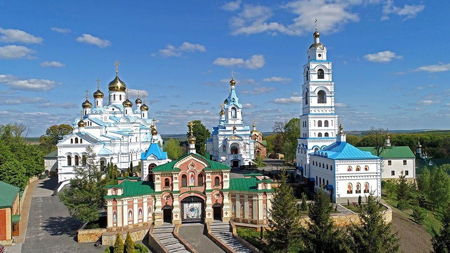 На западе Украины насильно задержали настоятеля монастыря УПЦ На западе Украины насильно задержали настоятеля монастыря УПЦ