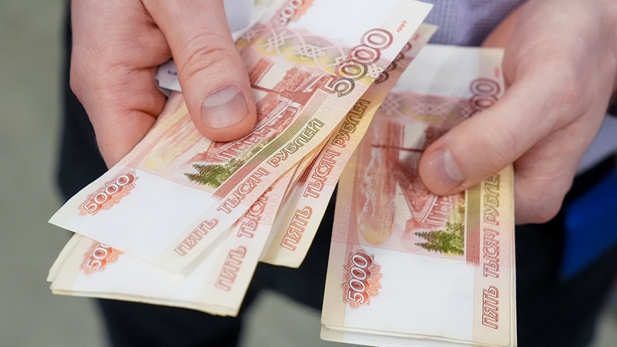 Финансовый консультант дала советы по управлению бюджетом в отпуске Финансовый консультант дала советы по управлению бюджетом в отпуске