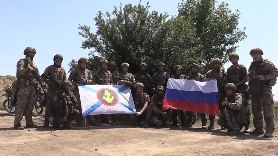 Военнослужащие морской пехоты рассказали об освобождении села Комар в ДНР