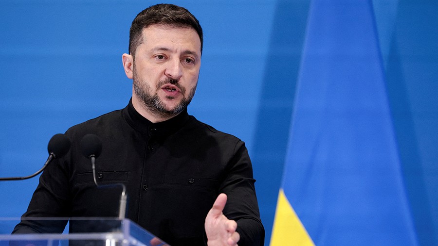 СВР узнала о встрече в Альпах по обсуждению перспективы замены Зеленского СВР узнала о встрече в Альпах по обсуждению перспективы замены Зеленского