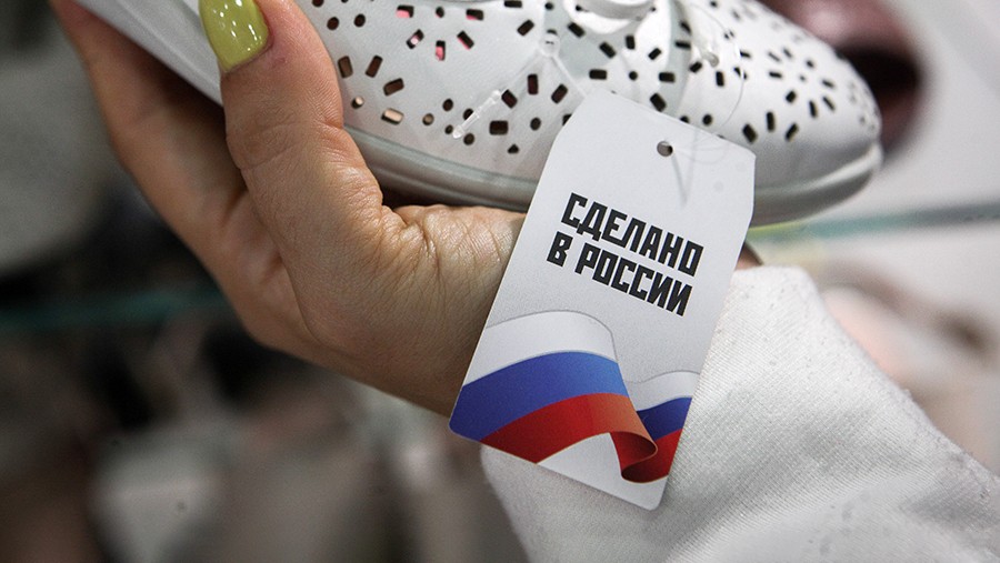 Путин заявил о намерении поддерживать продвижение российских брендов Путин заявил о намерении поддерживать продвижение российских брендов