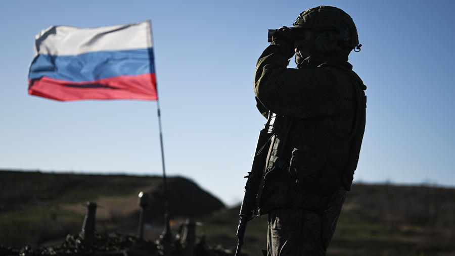 Министр обороны РФ поздравил военных с освобождением Петровки в ДНР