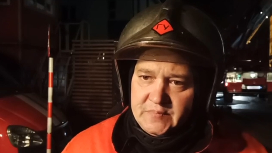 В Екатеринбурге был локализован пожар на складе площадью 3,5 тыс. кв. м