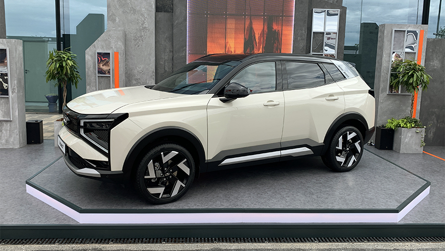 Эксперты спрогнозировали цену нового кроссовера Lada Azimut Эксперты спрогнозировали цену нового кроссовера Lada Azimut