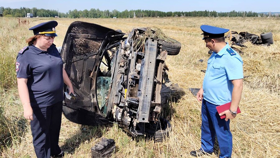 Два человека погибли и четверо пострадали в результате ДТП в Татарстане Два человека погибли и четверо пострадали в результате ДТП в Татарстане