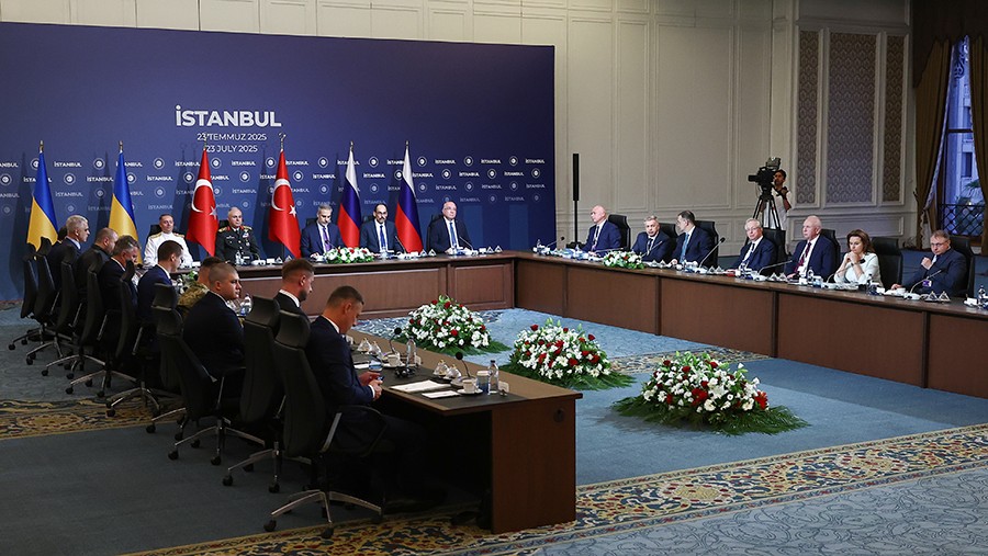Путин положительно оценил переговоры России и Украины Путин положительно оценил переговоры России и Украины