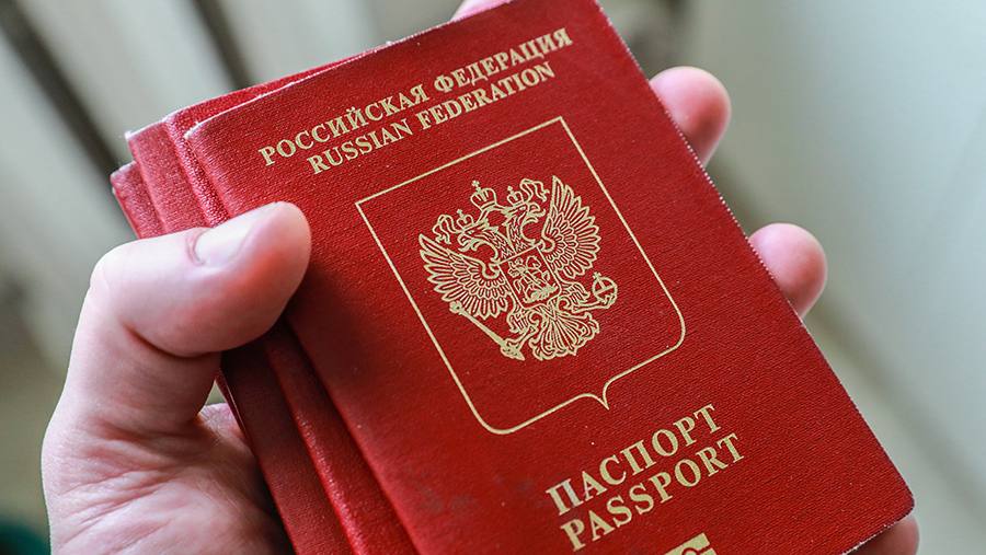 Словакия возобновила выдачу туристических виз россиянам Словакия возобновила выдачу туристических виз россиянам
