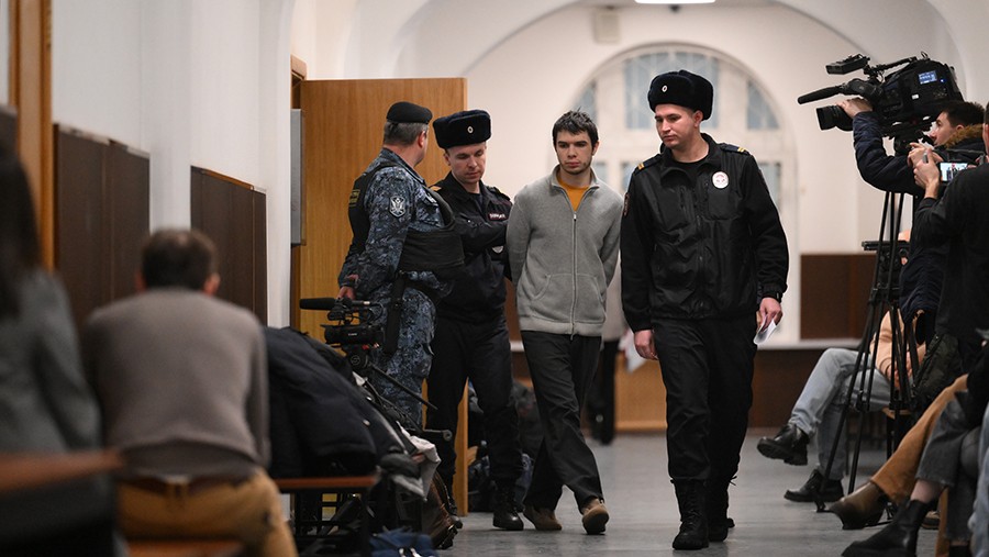 Потерпевшими по уголовному делу об убийстве генерала Кириллова признаны 11 человек Потерпевшими по уголовному делу об убийстве генерала Кириллова признаны 11 человек