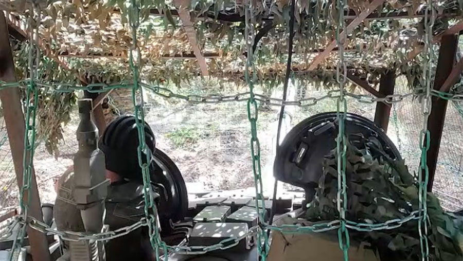 Минобороны показало кадры боевой работы танков Т-72Б3М на харьковском направлении