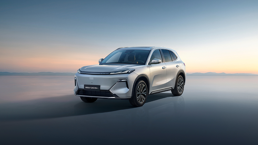 Новый гибридный кроссовер Geely EX5 EM-i представили в России Новый гибридный кроссовер Geely EX5 EM-i представили в России