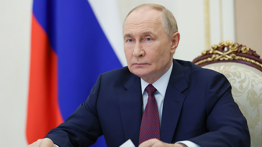 Путин поздравил россиян с Днем работника сельского хозяйства