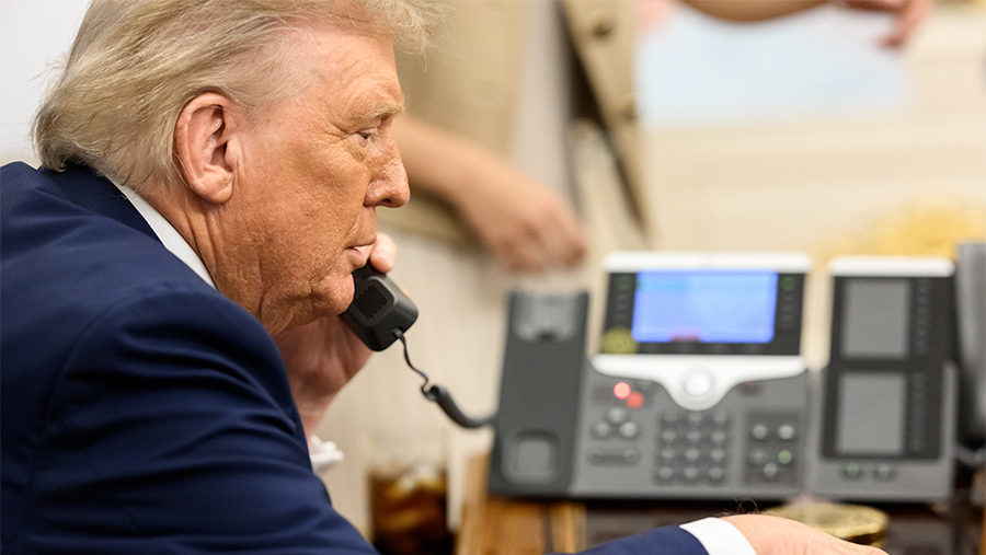 Трамп заявил о проведении «хорошего» разговора с Зеленским Трамп заявил о проведении «хорошего» разговора с Зеленским