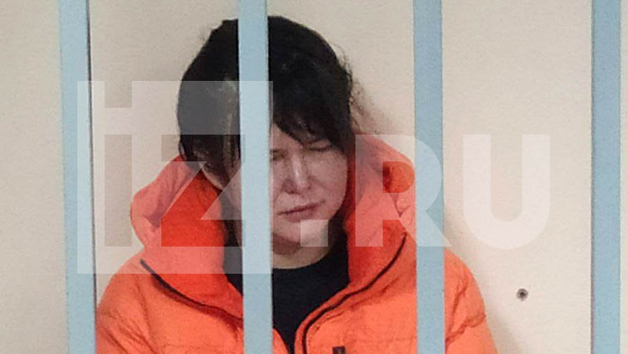 Суд арестовал обвиняемую в убийстве своей пятилетней дочери в Челябинске женщину Суд арестовал обвиняемую в убийстве своей пятилетней дочери в Челябинске женщину