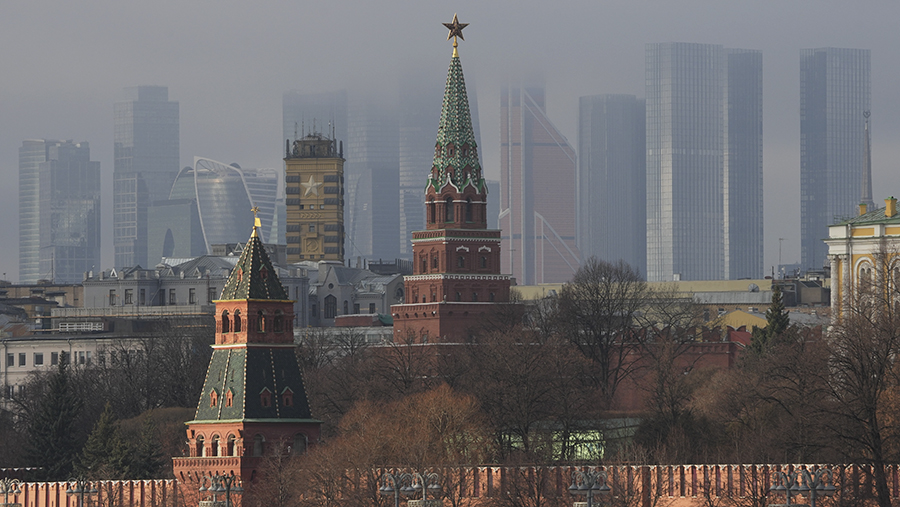 Жителей Москвы предупредили об ухудшении видимости из-за тумана