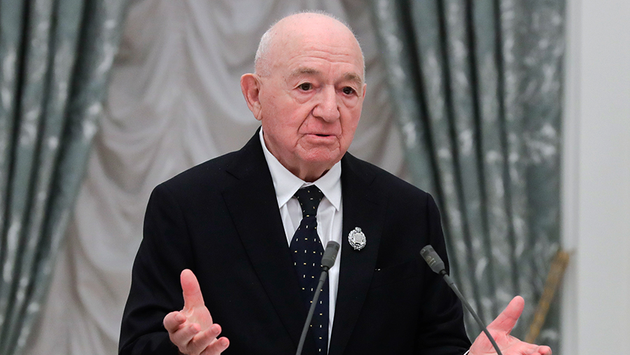 Путин назвал Никиту Симоняна легендой футбола и кумиром для болельщиков Путин назвал Никиту Симоняна легендой футбола и кумиром для болельщиков