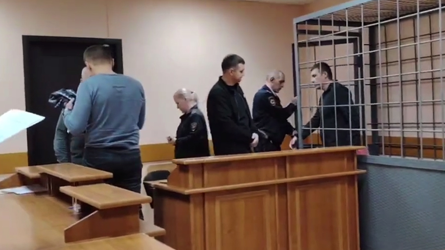 Экс-замминистра транспорта Хабаровска приговорили к 8,5 года колонии Экс-замминистра транспорта Хабаровска приговорили к 8,5 года колонии