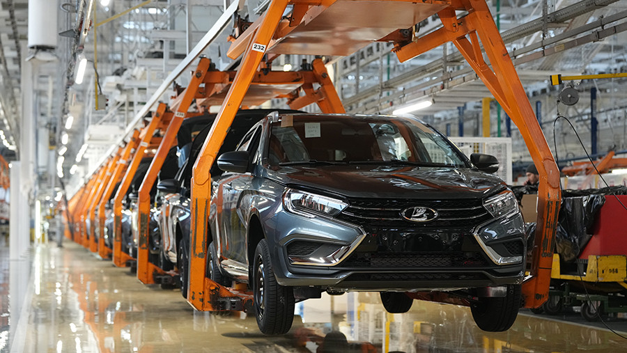 АвтоВАЗ объявил новые цены на автомобили Lada АвтоВАЗ объявил новые цены на автомобили Lada