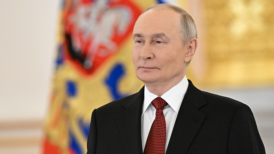 Путину доверяют более 80% россиян Путину доверяют более 80% россиян
