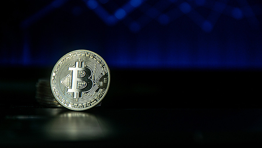 Стоимость биткоина составила выше $95 тыс. впервые с 17 ноября 2025 года