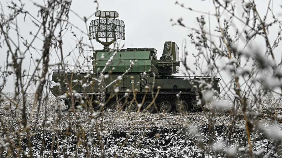 Силы ПВО за шесть часов сбили 19 украинских БПЛА над тремя российскими регионами