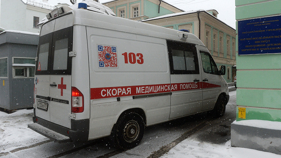 На западе Москвы два ребенка провалились в колодец в подземном паркинге На западе Москвы два ребенка провалились в колодец в подземном паркинге