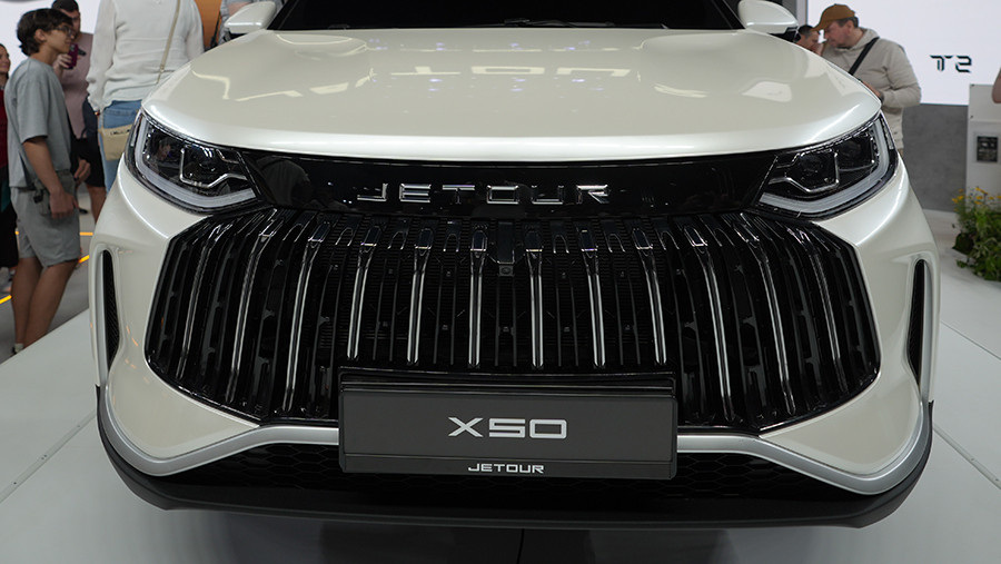 Jetour снял с продажи в России кроссоверы X50 и X70