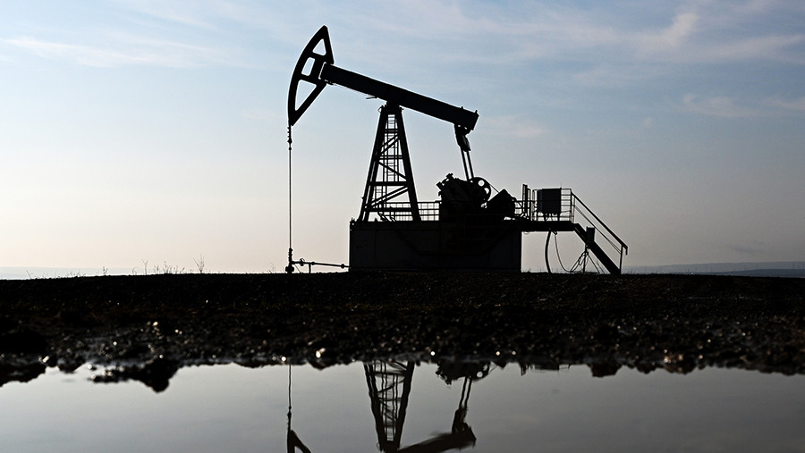 Канада намерена увеличить добычу нефти на фоне кризиса на Ближнем Восток