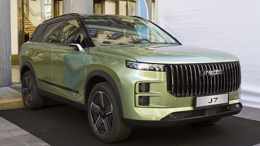 Китайский кроссовер впервые оказался самым продаваемым авто в Великобритании Китайский кроссовер впервые оказался самым продаваемым авто в Великобритании
