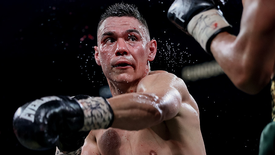 Тим Цзю победил Дениса Нурью и завоевал титул WBO Тим Цзю победил Дениса Нурью и завоевал титул WBO