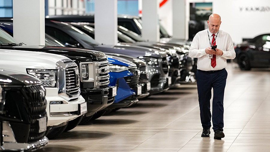 Продажи автомобилей с пробегом в РФ увеличились на 6%