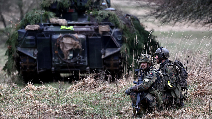 В ГД оценили планы Зеленского разместить военные базы НАТО на Украине В ГД оценили планы Зеленского разместить военные базы НАТО на Украине