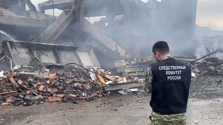 Три человека задержаны по делу о взрыве на складе во Владикавказе Три человека задержаны по делу о взрыве на складе во Владикавказе