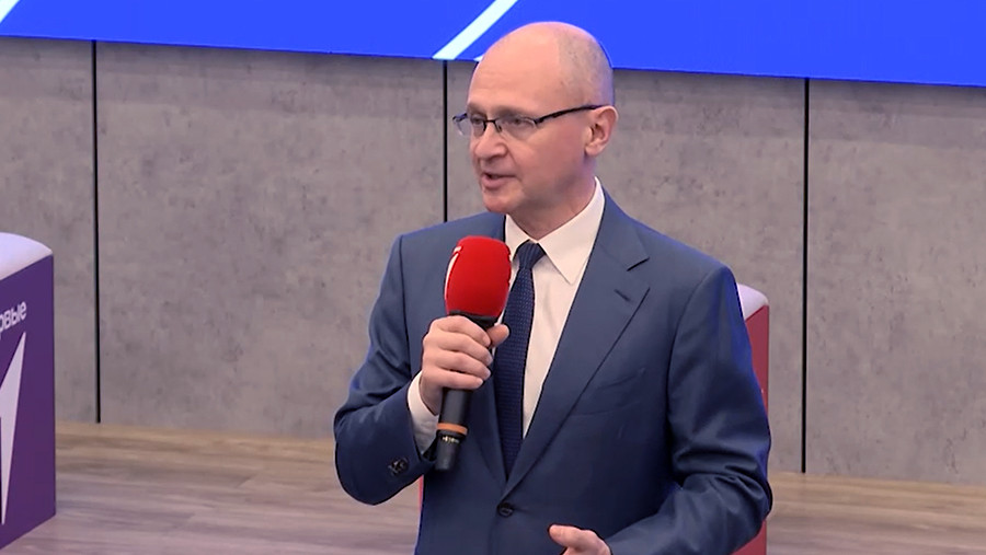 Кириенко встретился с участниками конкурса «Большая перемена» Кириенко встретился с участниками конкурса «Большая перемена»