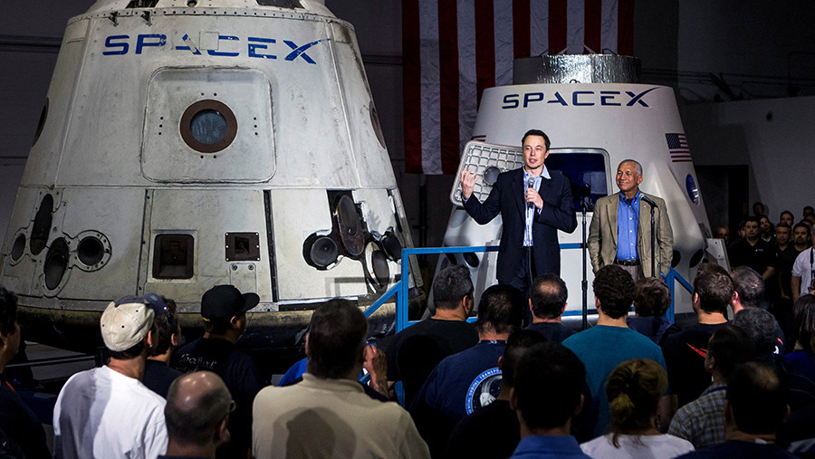 Компания SpaceX Илона Маска выходит на биржу. Что нужно знать