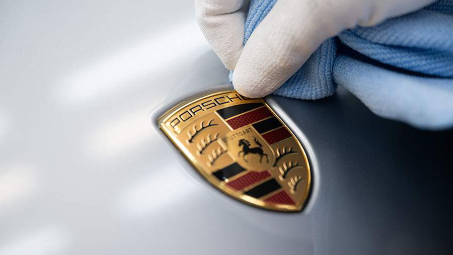 Продажи немецкого автоконцерна Porsche упали впервые за шесть лет