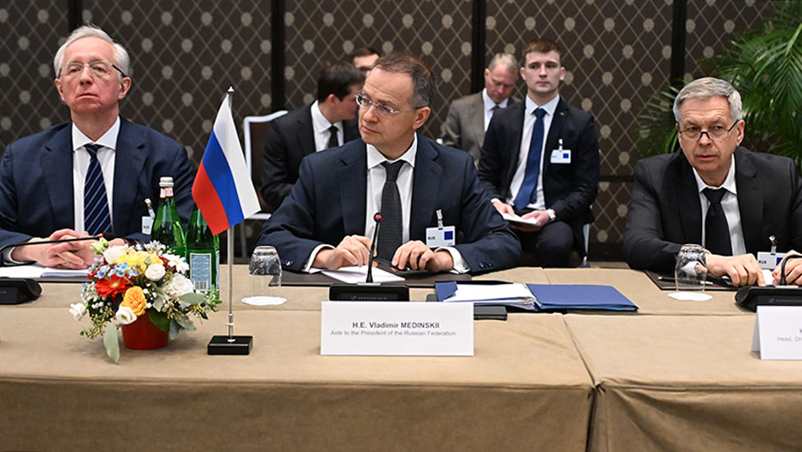 В Совфеде оценили возможность возобновления переговоров с Украиной до конца лета В Совфеде оценили возможность возобновления переговоров с Украиной до конца лета
