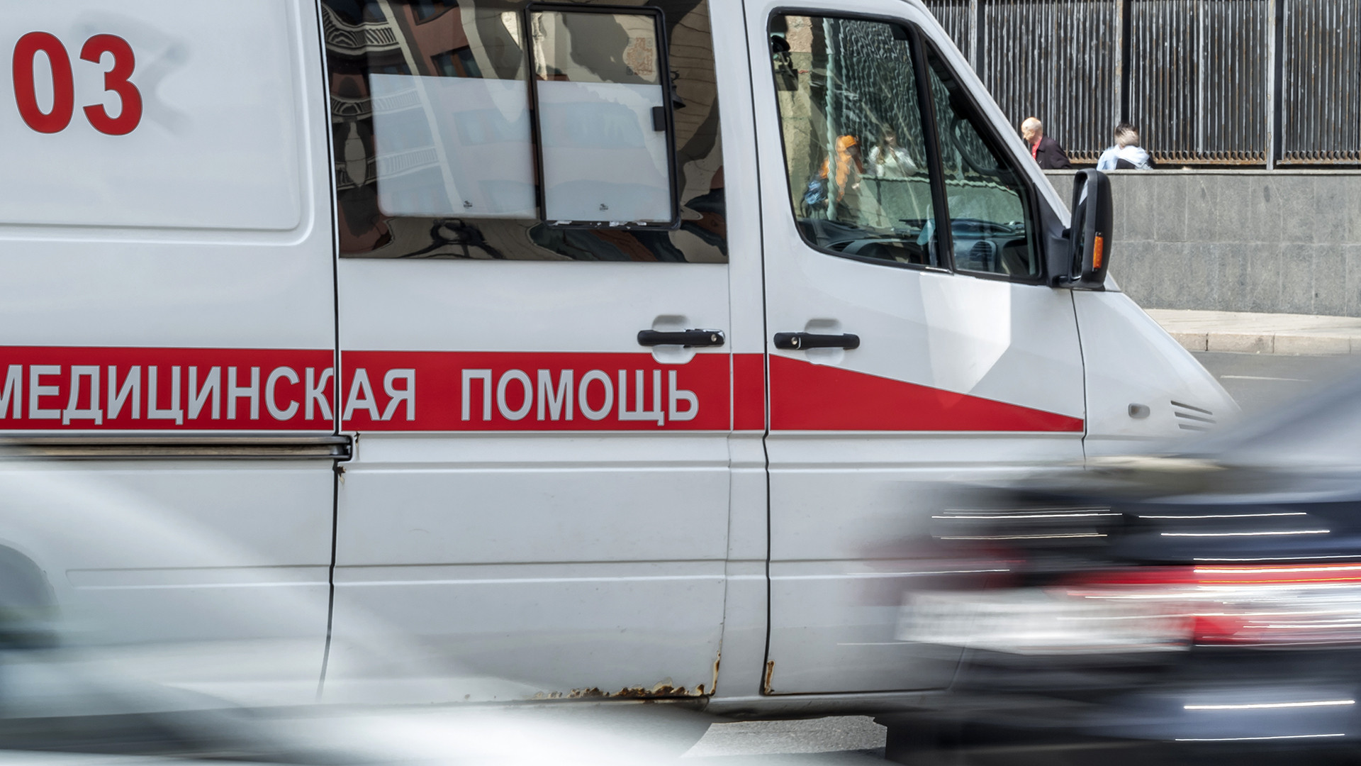 В городе Шебекино при ударе дрона по скорой погиб фельдшер