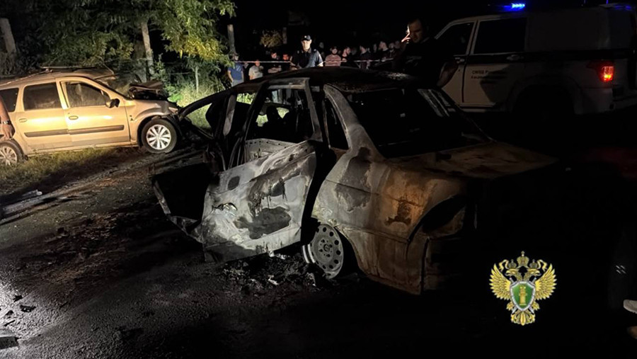 Три человека погибли при столкновении двух автомобилей в Дагестане