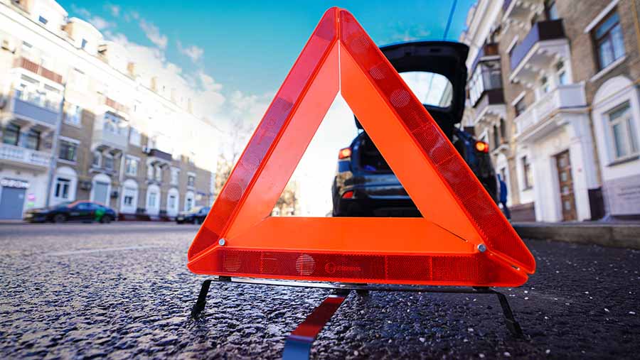 По меньшей мере шесть человек пострадали в результате ДТП на юге Москвы