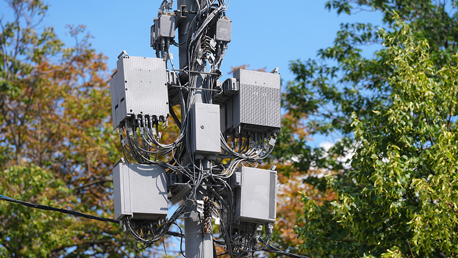 Минцифры заявило о появлении сетей 5G в городах–миллионерах в ближайшее время Минцифры заявило о появлении сетей 5G в городах–миллионерах в ближайшее время
