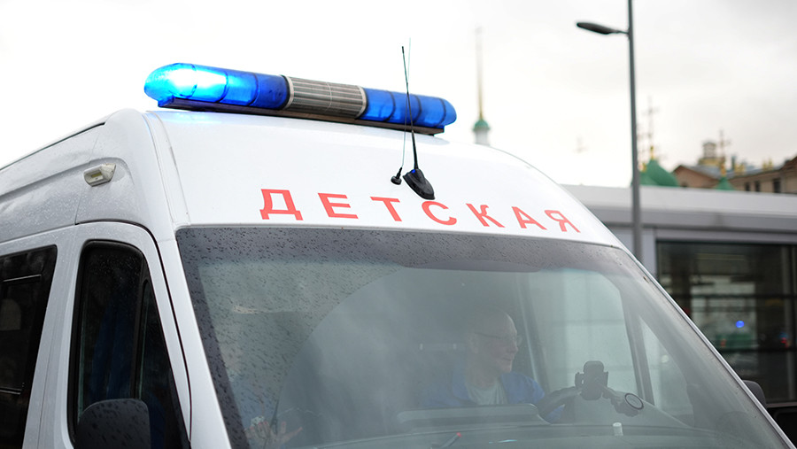 Младенец чуть не погиб в Люберцах из-за выброшенной из окна многоэтажки бутылки Младенец чуть не погиб в Люберцах из-за выброшенной из окна многоэтажки бутылки