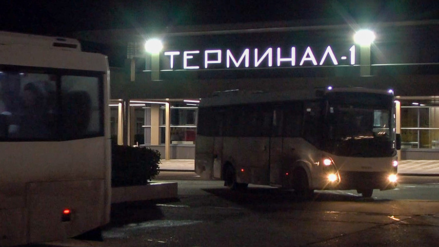 Эвакуированных жителей Алешек приняли в Симферополе Эвакуированных жителей Алешек приняли в Симферополе