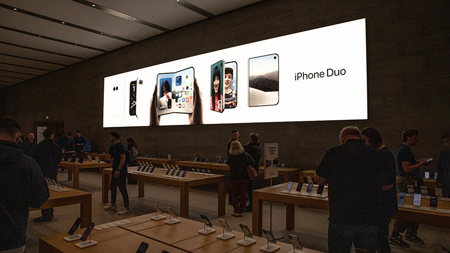 Складной iPhone Duo оказался практически невостребованным в РФ Складной iPhone Duo оказался практически невостребованным в РФ