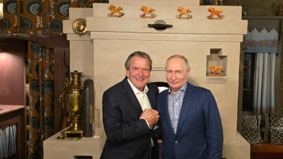 Песков рассказал о русской печи в резиденции Путина
